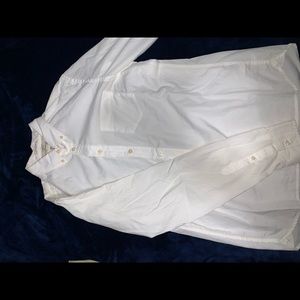 White dress shirt